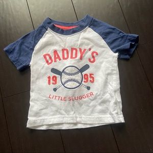 Carter’s gender neutral baseball Daddy’s slugger t-shirt 12M EUC